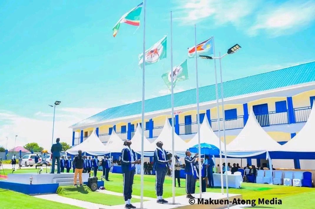 Graduation ceremony at Amonto